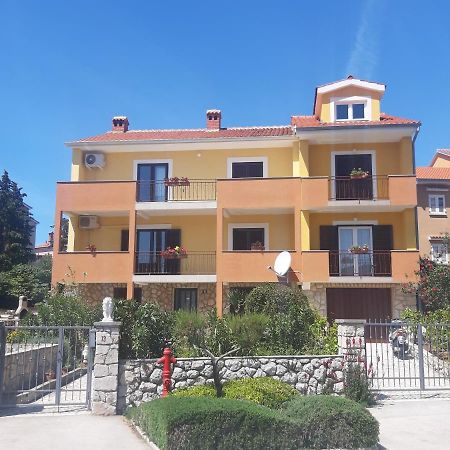Apartmani Ana Đảo Đảo Cres Ngoại thất bức ảnh