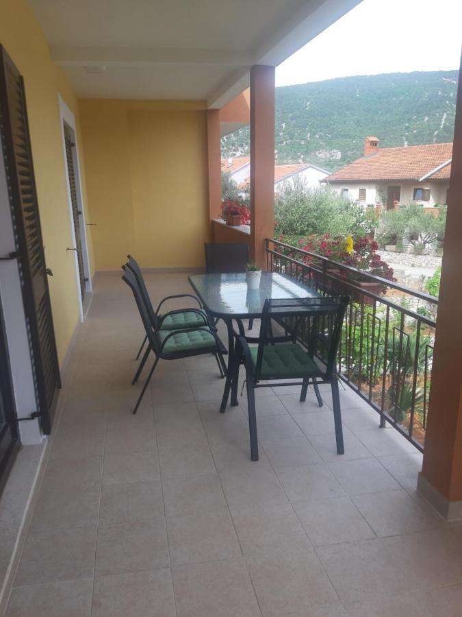 Apartmani Ana Đảo Đảo Cres Ngoại thất bức ảnh