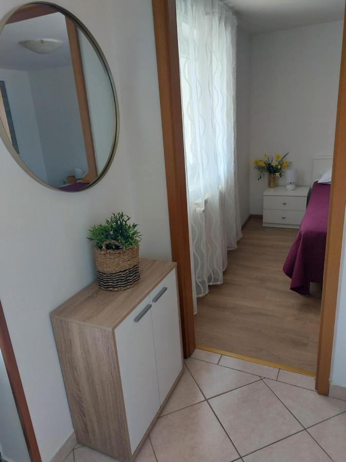 Apartmani Ana Đảo Đảo Cres Ngoại thất bức ảnh