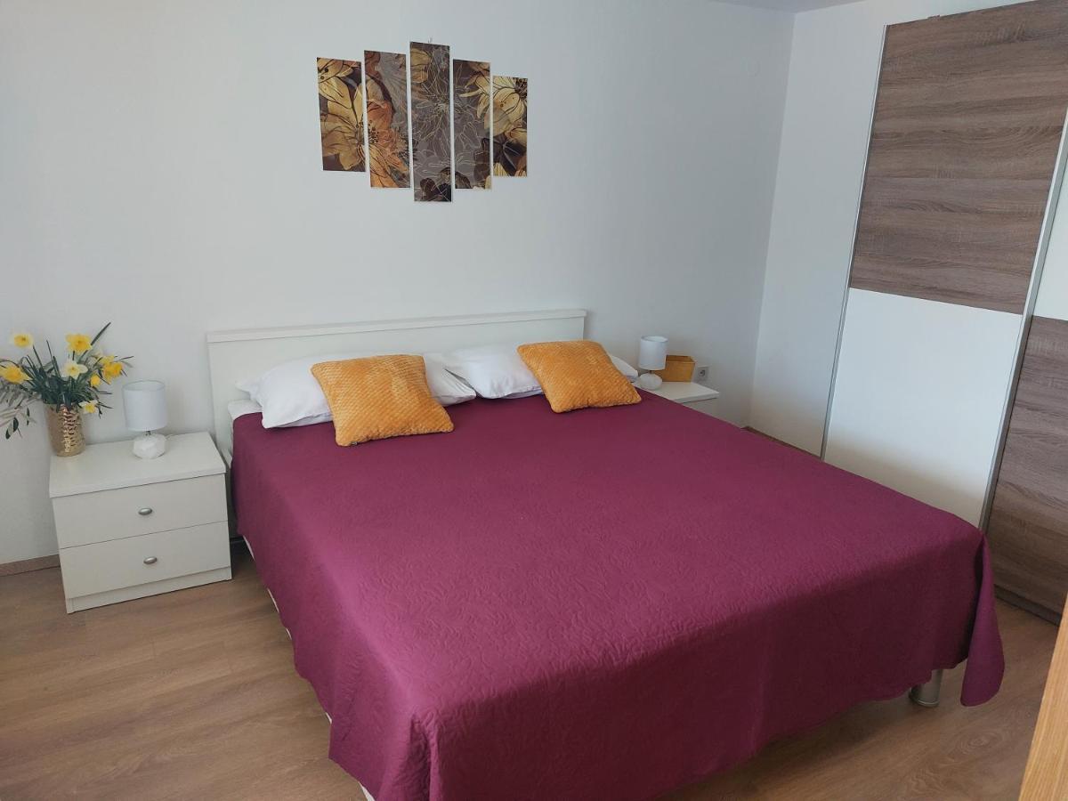 Apartmani Ana Đảo Đảo Cres Ngoại thất bức ảnh