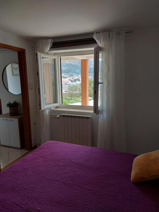 Apartmani Ana Đảo Đảo Cres Ngoại thất bức ảnh