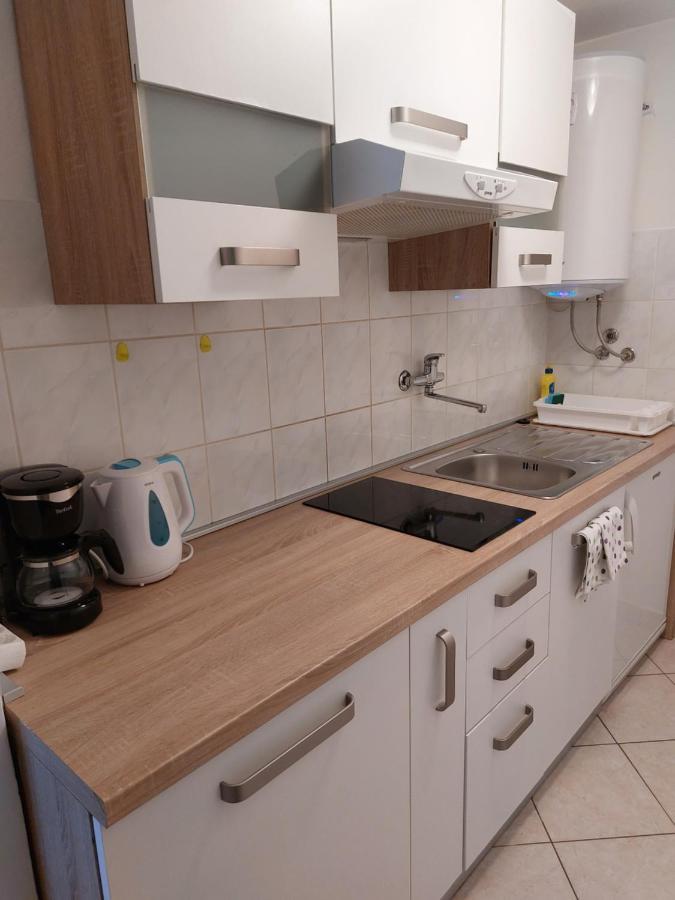 Apartmani Ana Đảo Đảo Cres Ngoại thất bức ảnh