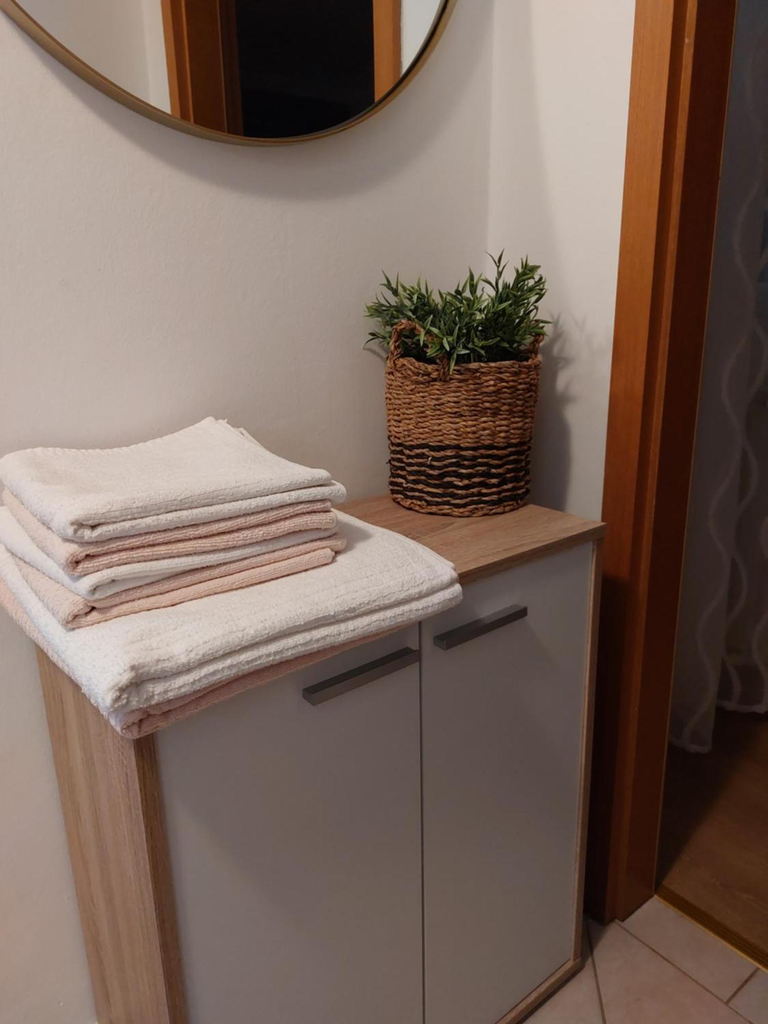 Apartmani Ana Đảo Đảo Cres Phòng bức ảnh