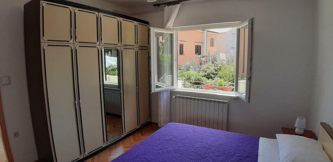 Apartmani Ana Đảo Đảo Cres Ngoại thất bức ảnh